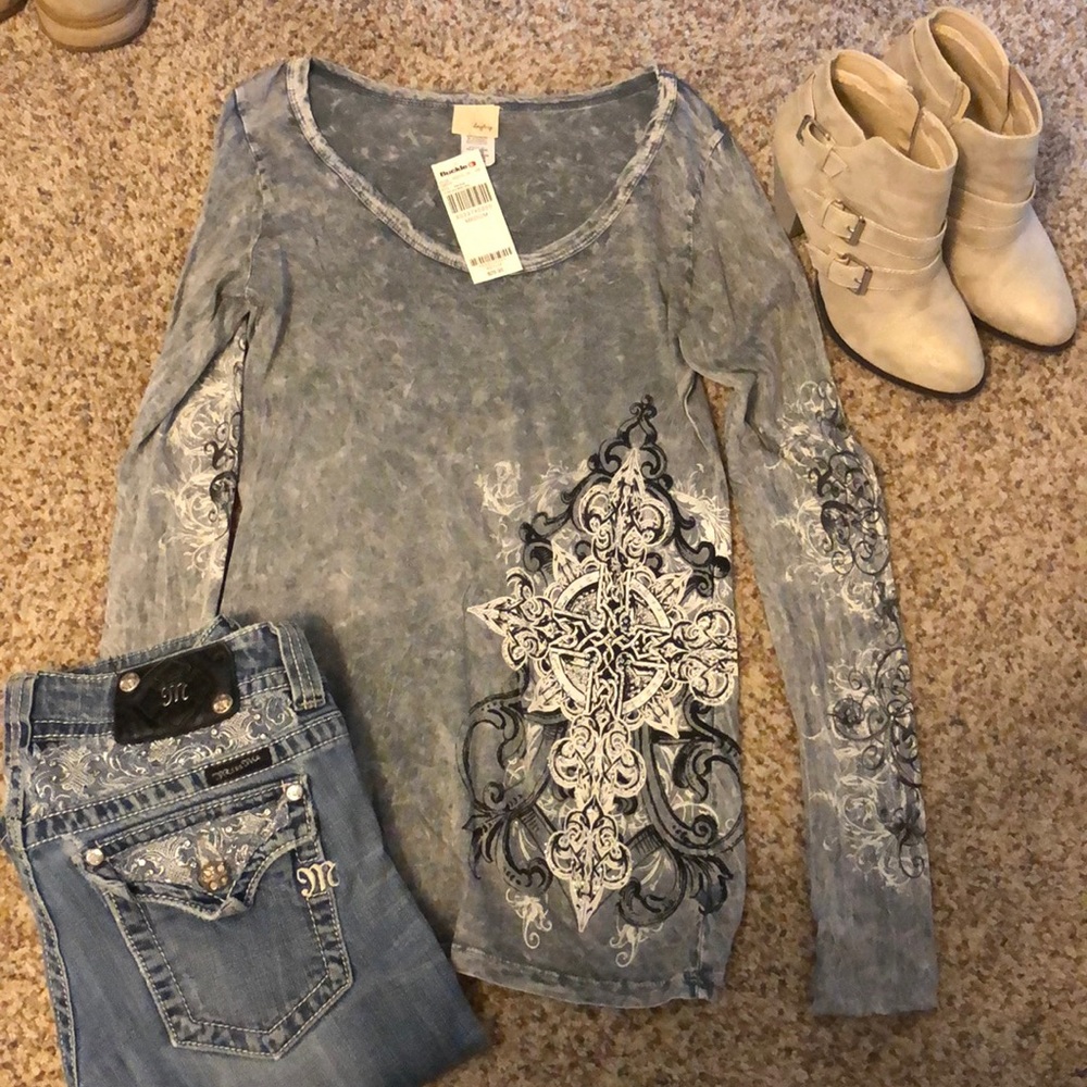 DayTrip Shirt